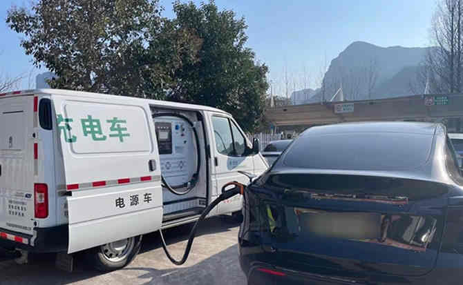 代县汽车搭电